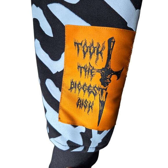 Loudboy Backdoor Men's Graphic Winged Hoodie NWOT Size Large - Picture 3 of 4